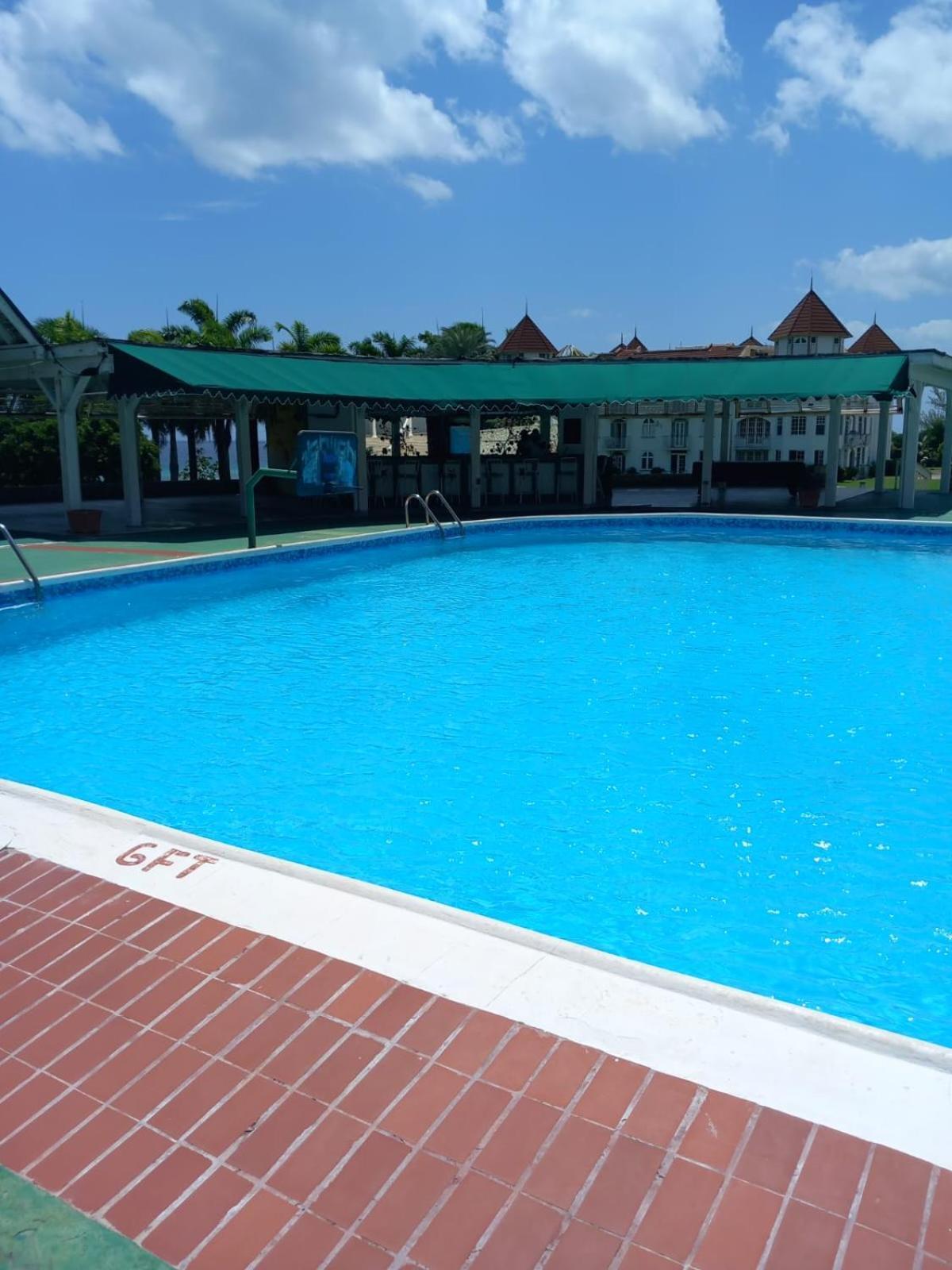 Seacastle Deluxe Studio Montego Bay Buitenkant foto